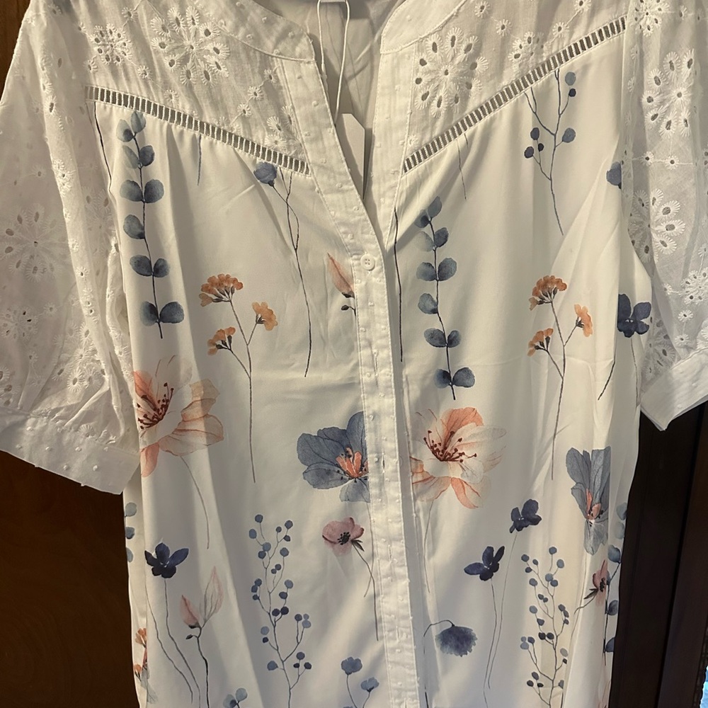 Floral Embroidered White Blouse
